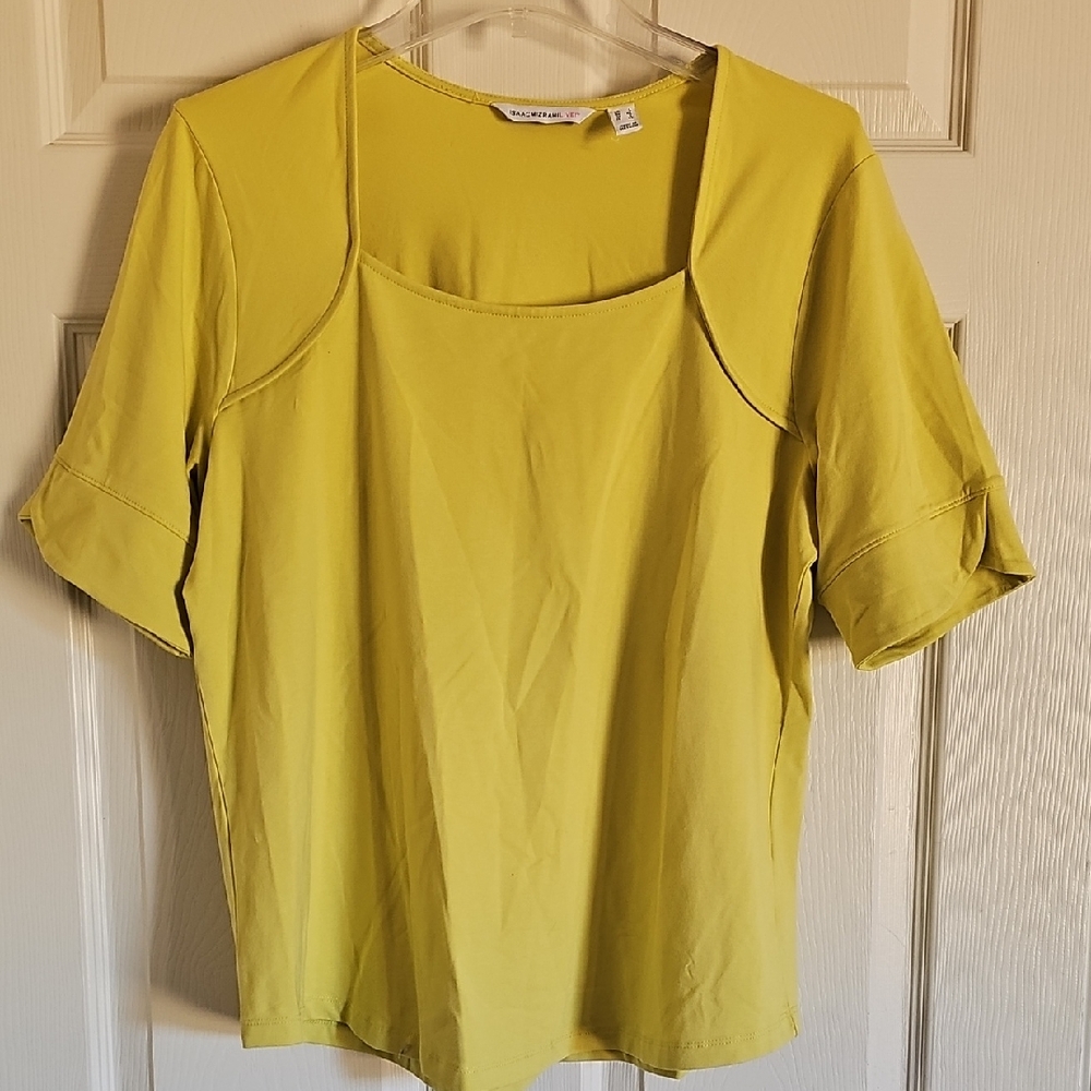 Isaac Mizrahi Vibrant Yellow Blouse